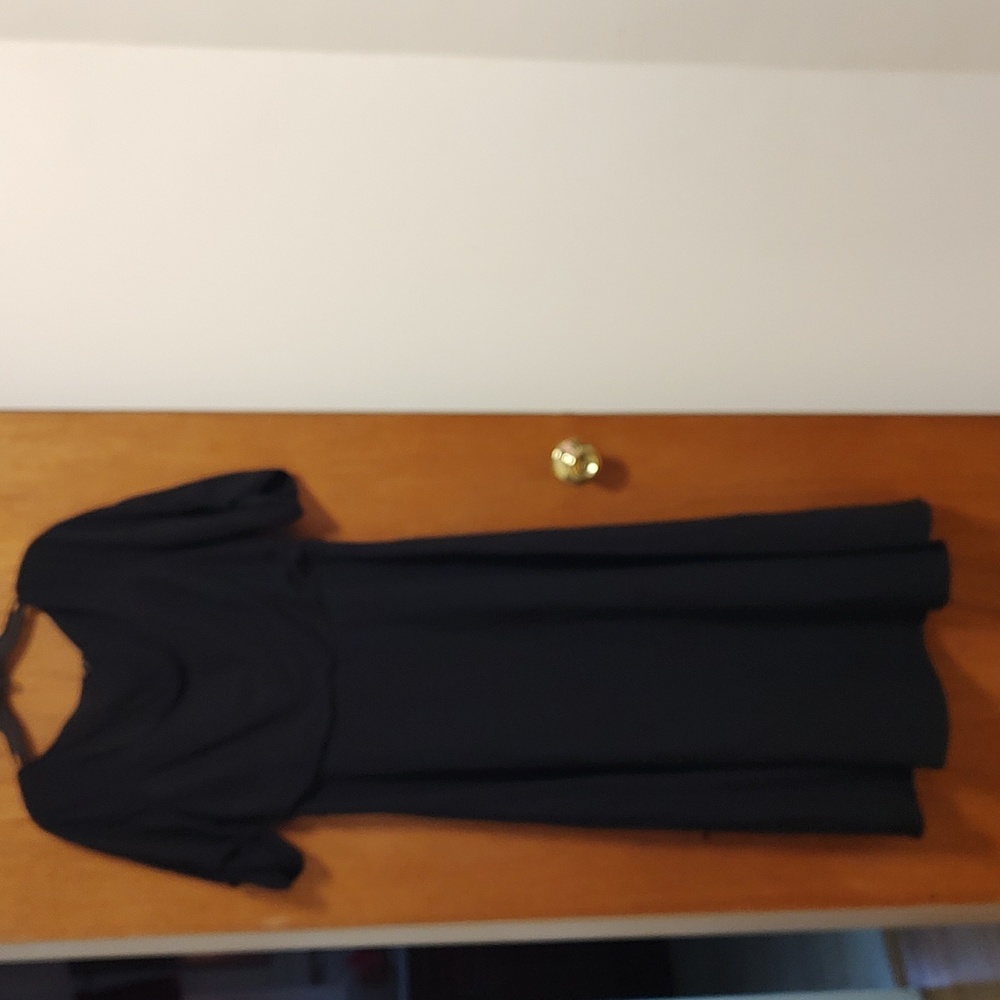 Ann Taylor Ladies Black Maxi Dress dress Size 12. Make An Offer.